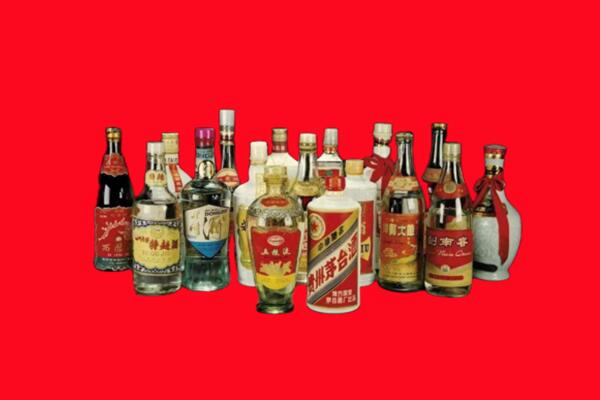 泸西县回收十八老酒.jpg
